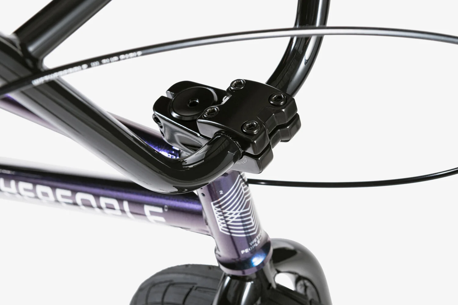 BICICLETA BMX WETHEPEOPLE CURSE MORADA 20.25" - Imagen 4