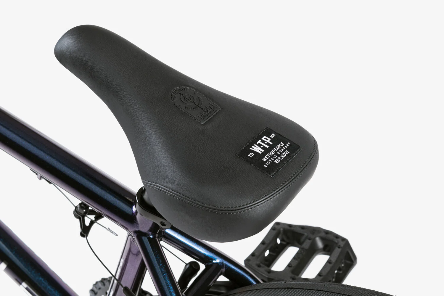 BICICLETA BMX WETHEPEOPLE CURSE MORADA 20.25" - Imagen 8